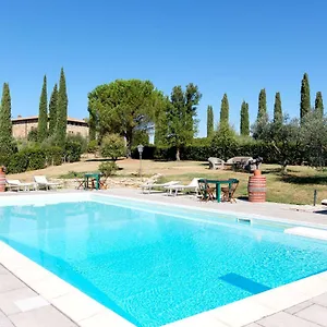 https://la-corte-del-cavalierino-montepulciano.it-tuscanyhotel.com